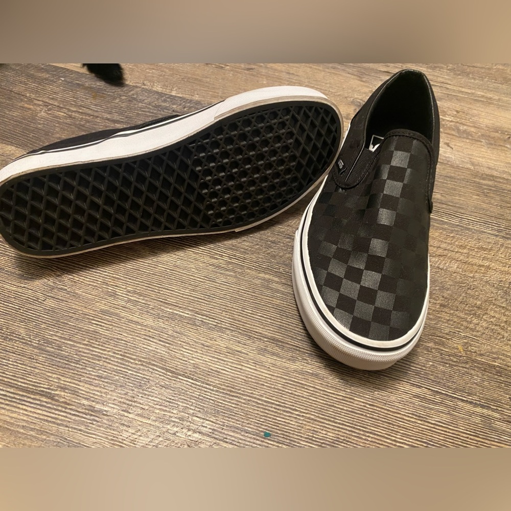Men’s Black Checkered Vans
